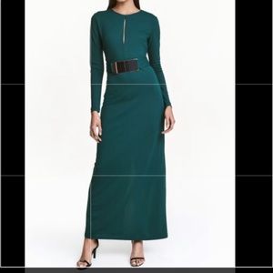 H&M green long sleeve dress.